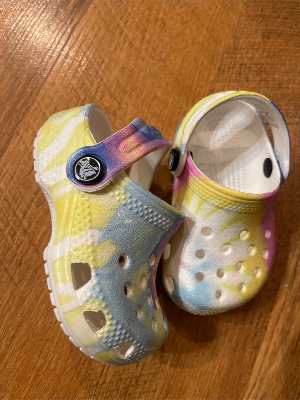 Crocs - Picture 5 of 6
